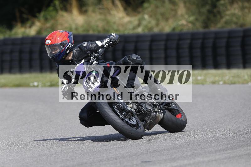 /Archiv-2025/29 21.06.2025 PROMAX ADR/Gruppe gruen/411